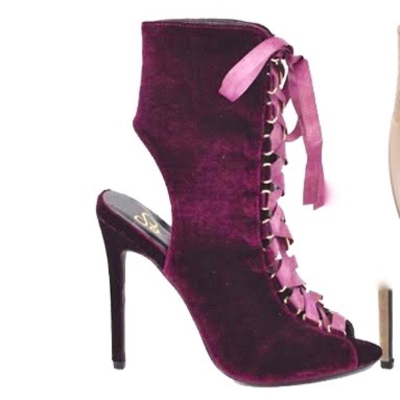 Vita- Corset Lace Up Peep Toe Bootie Wine - Picture 2 of 3
